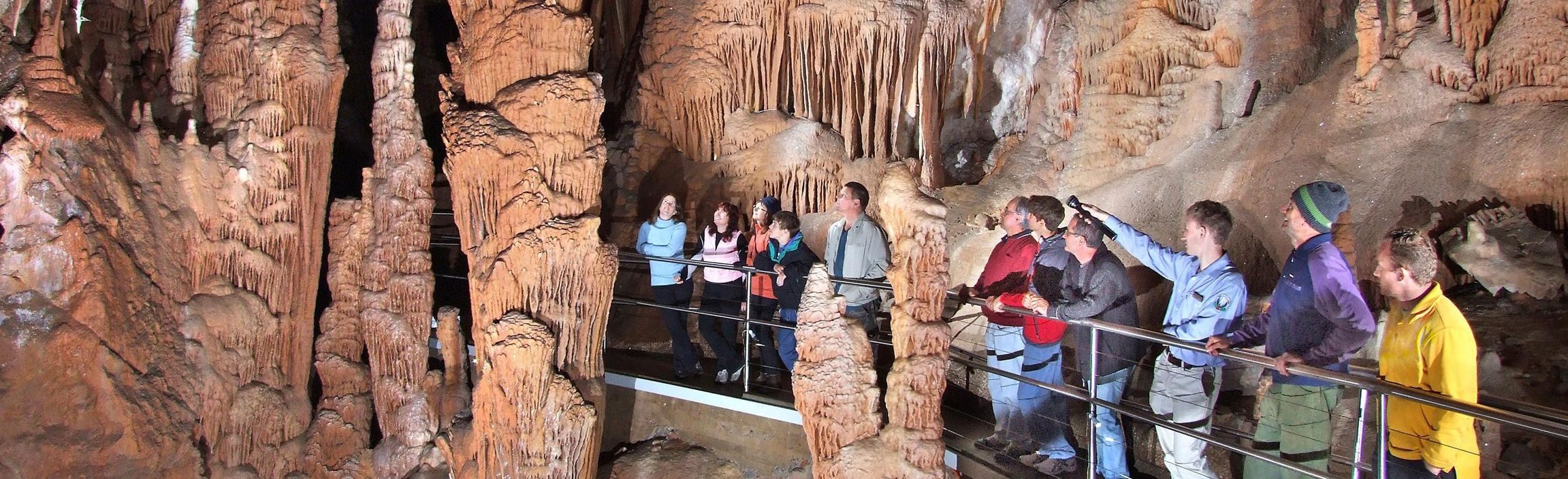 Jenolan Caves 1